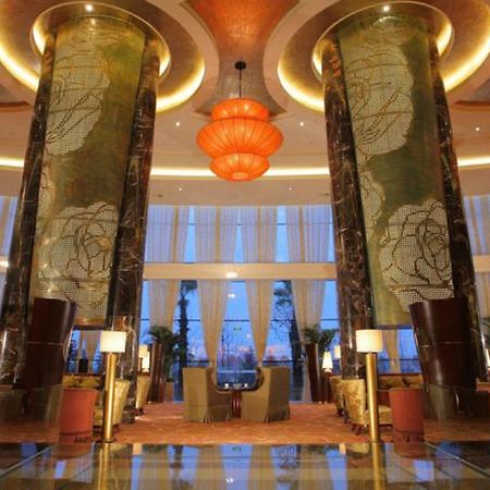 New Century Grand Hotel Ningbo Exteriör bild