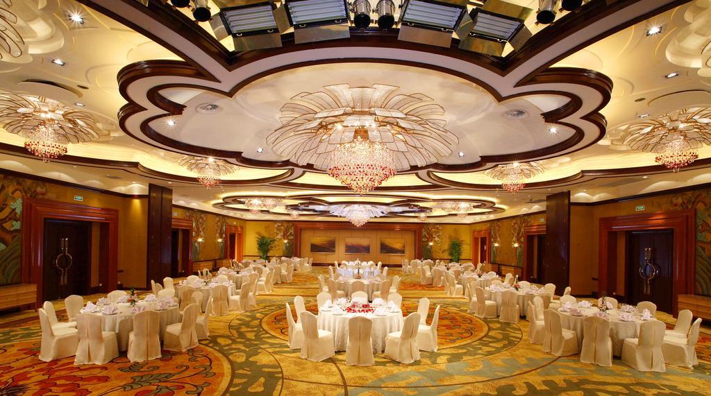 New Century Grand Hotel Ningbo Exteriör bild