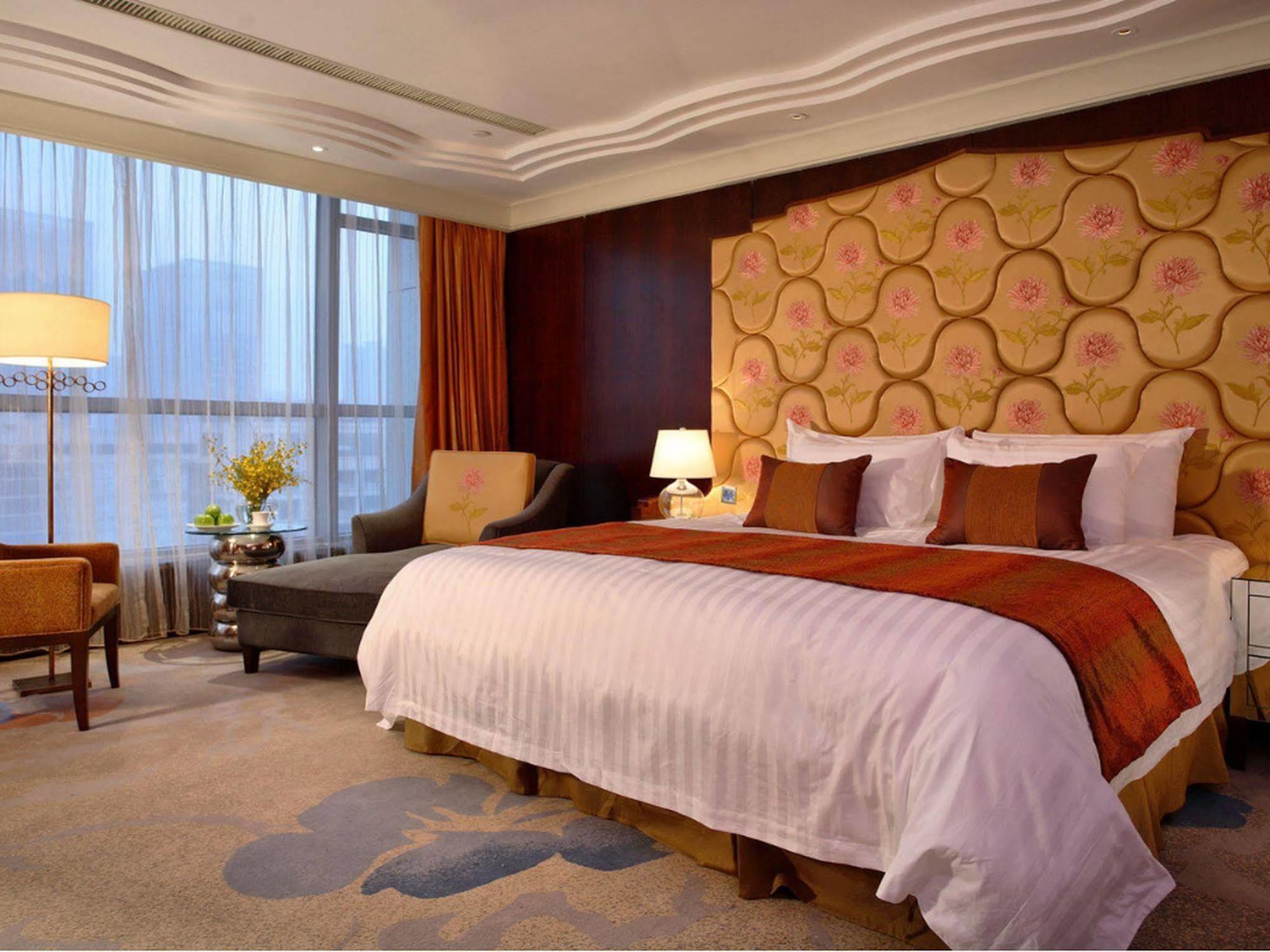 New Century Grand Hotel Ningbo Exteriör bild